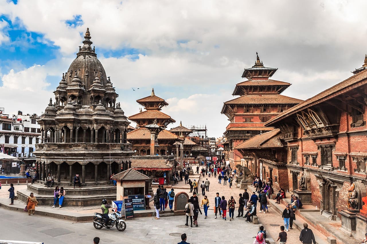 Why is Autumn the best time to explore tours in Nepal?