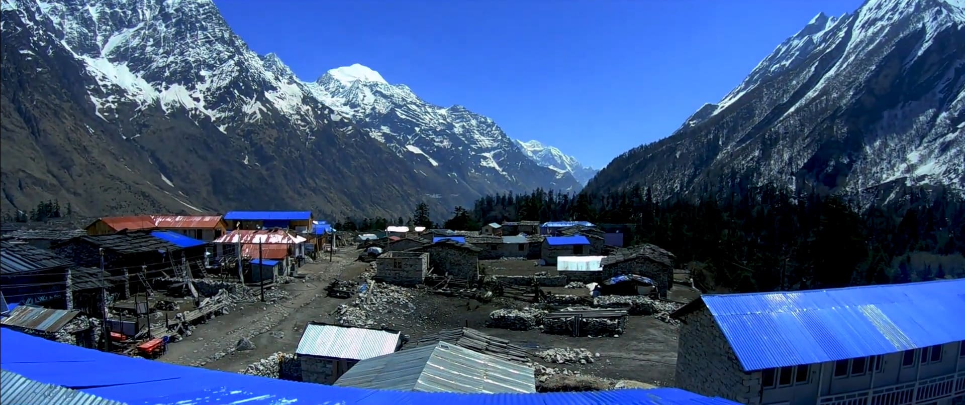 Short Manaslu Circuit Trek - 12 Days image 3